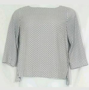 Size Medium Roz & Ali geometric Print shirt Top